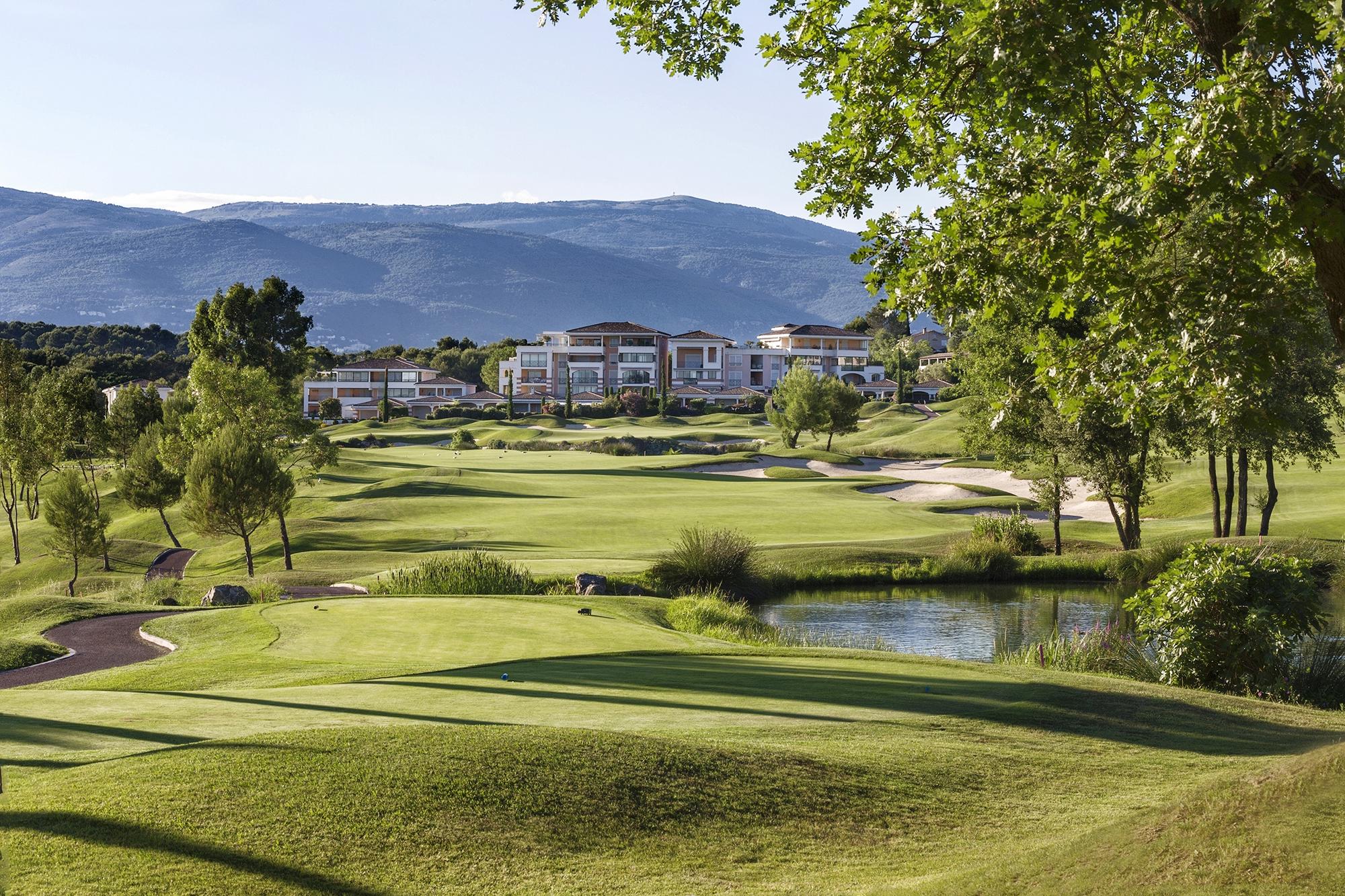 Royal Mougins Golf, Hotel & Spa De Luxe Екстериор снимка
