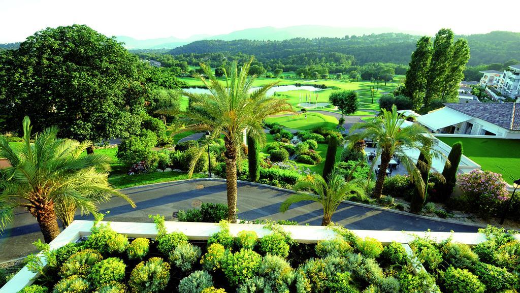 Royal Mougins Golf, Hotel & Spa De Luxe Екстериор снимка